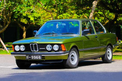 bmwe21-10