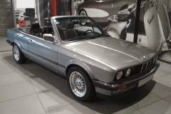 bmwe30-4